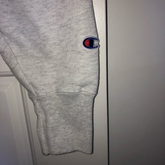 Champion Sweater - Picture 2 of 3